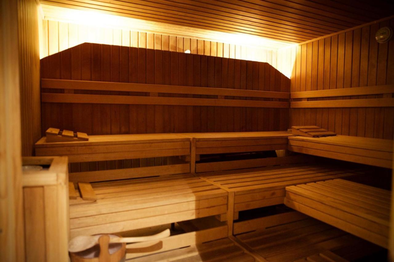 Seehotel Huberhof Oberuckersee Buitenkant foto