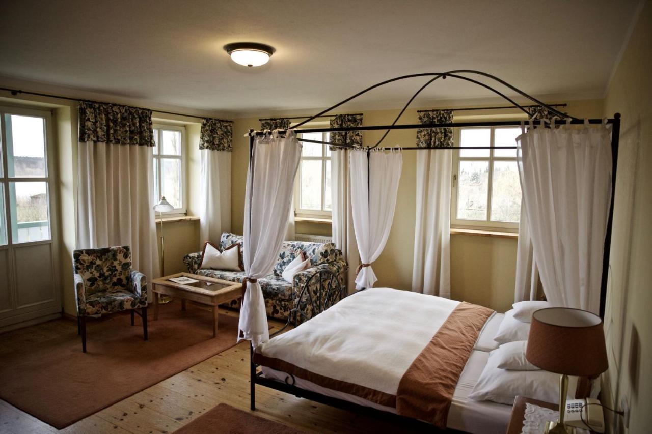 Seehotel Huberhof Oberuckersee Buitenkant foto