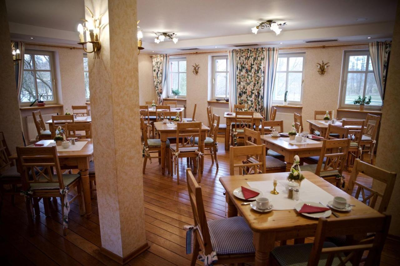 Seehotel Huberhof Oberuckersee Buitenkant foto